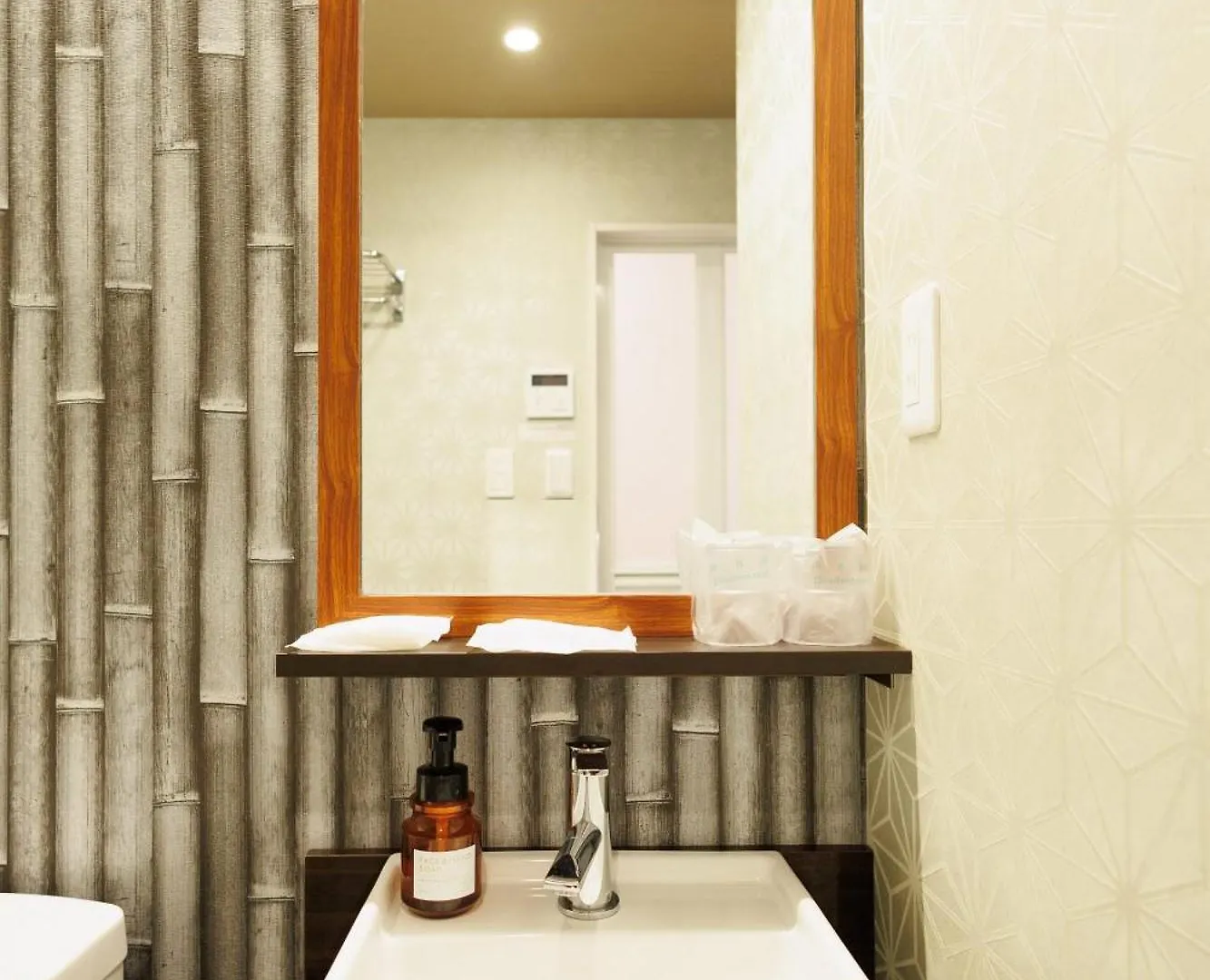 Hotaku Hotel Akihabara Tōkyō